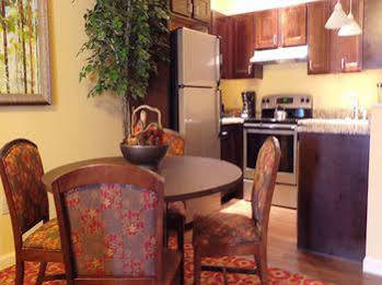 Berkshire Mountain Lodge *